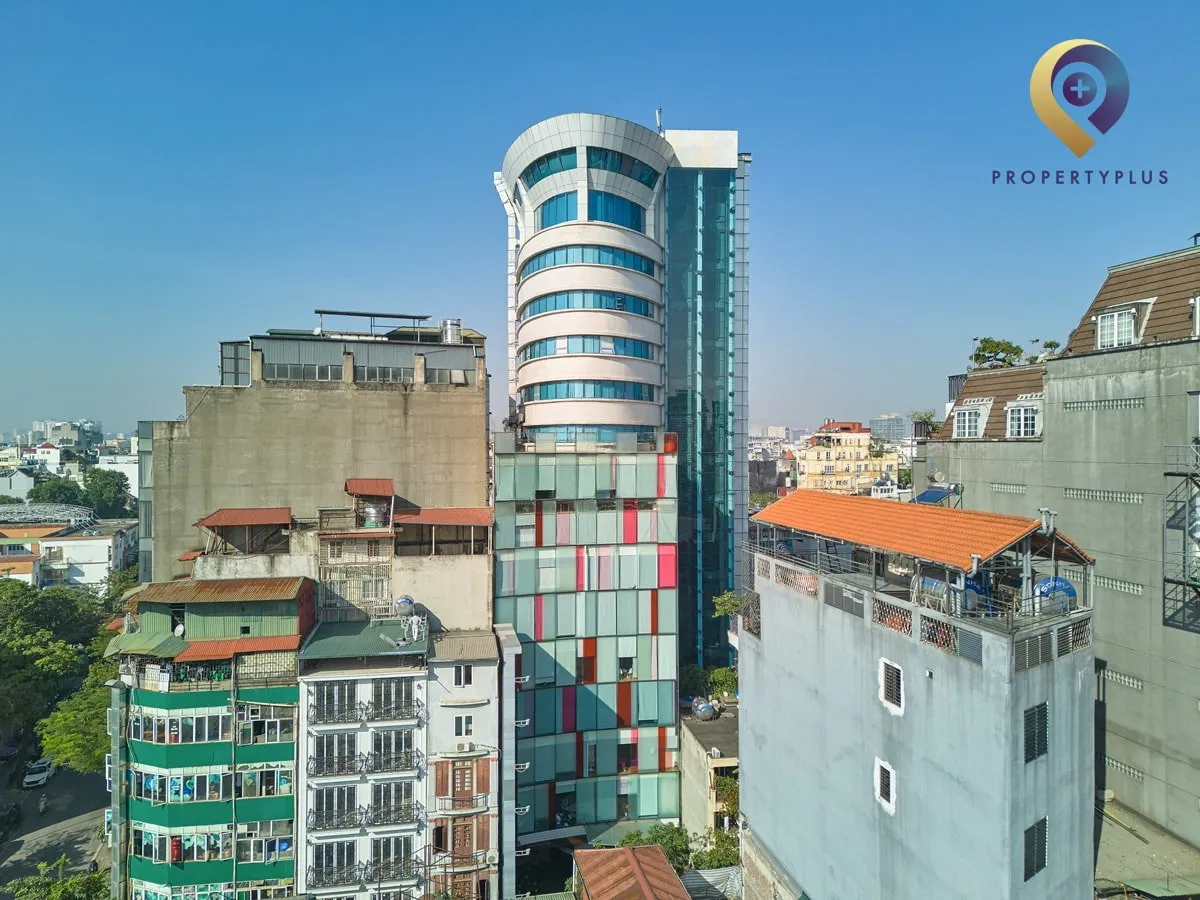 Toàn cảnh tòa nhà Ruby Plaza nhìn từ trên cao tại Hà Nội.